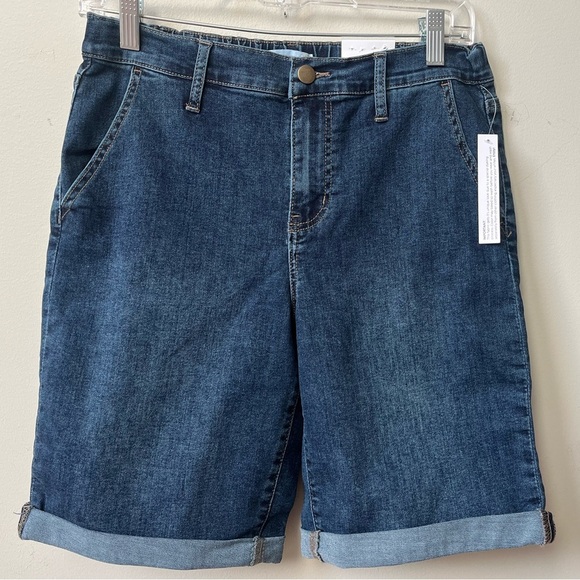 Westport Womens High Rise‎ Denim Jean Short Stretch Signature Fit Cuffed NWT 6 - Picture 1 of 11